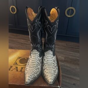 Stylish Black and White Cowboy Boots